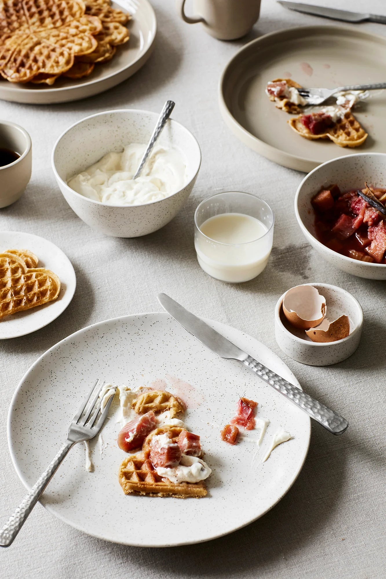 BROSTE Nordic Vanilla Dinner Plate