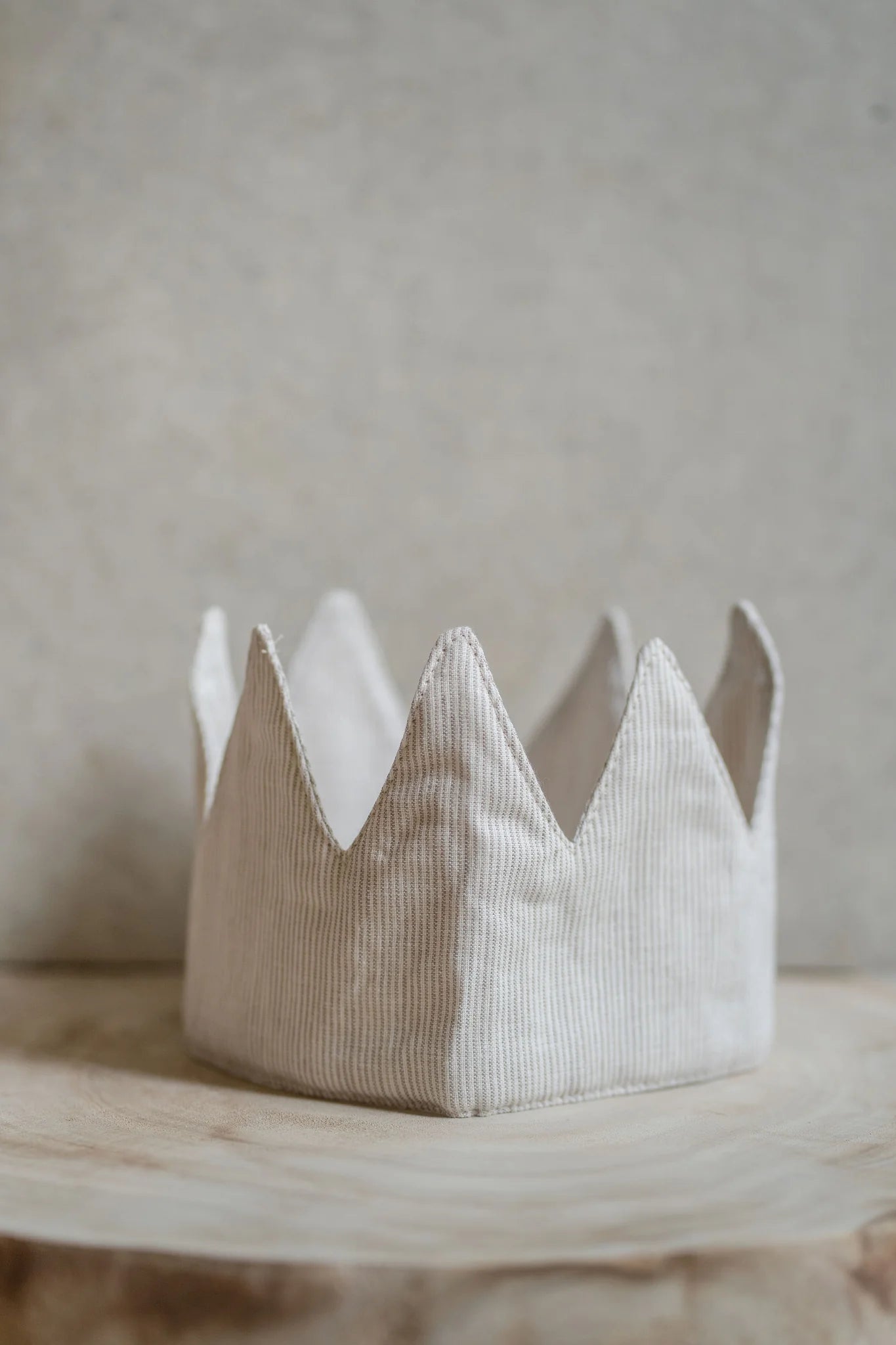 Linen Crown