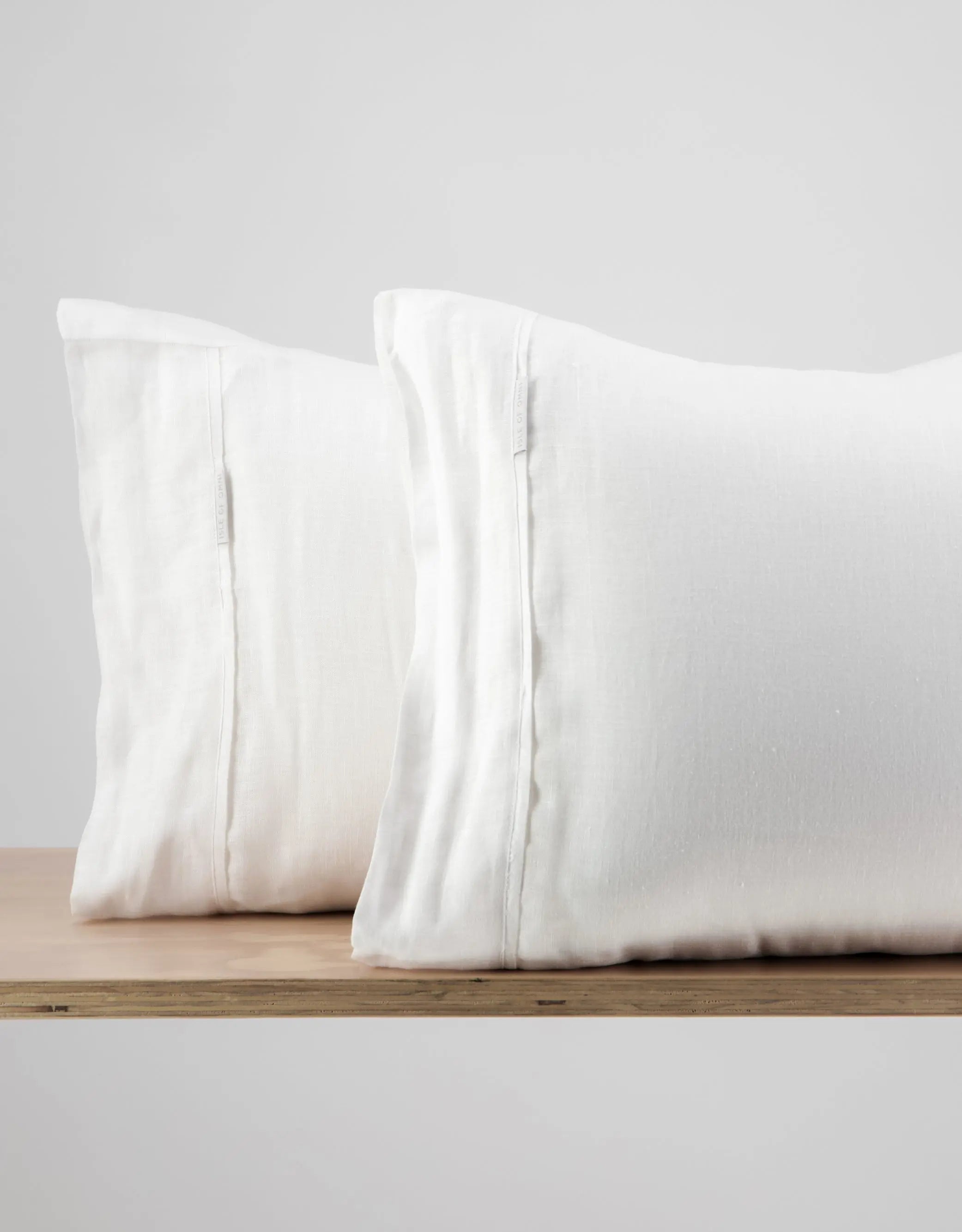 European Linen Duvet Cover Set — White IsleOfOmni