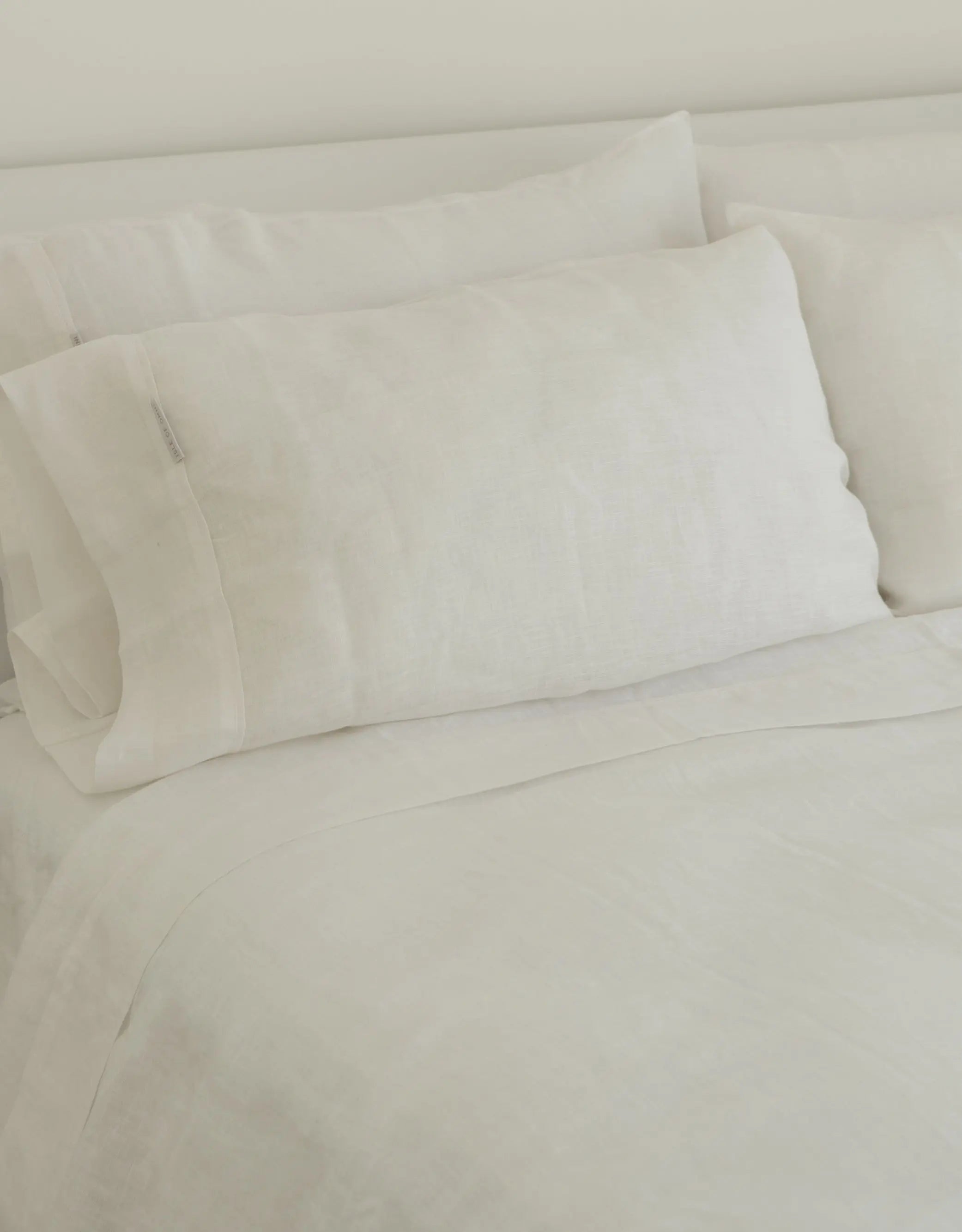 European Linen Sheet Set — White IsleOfOmni